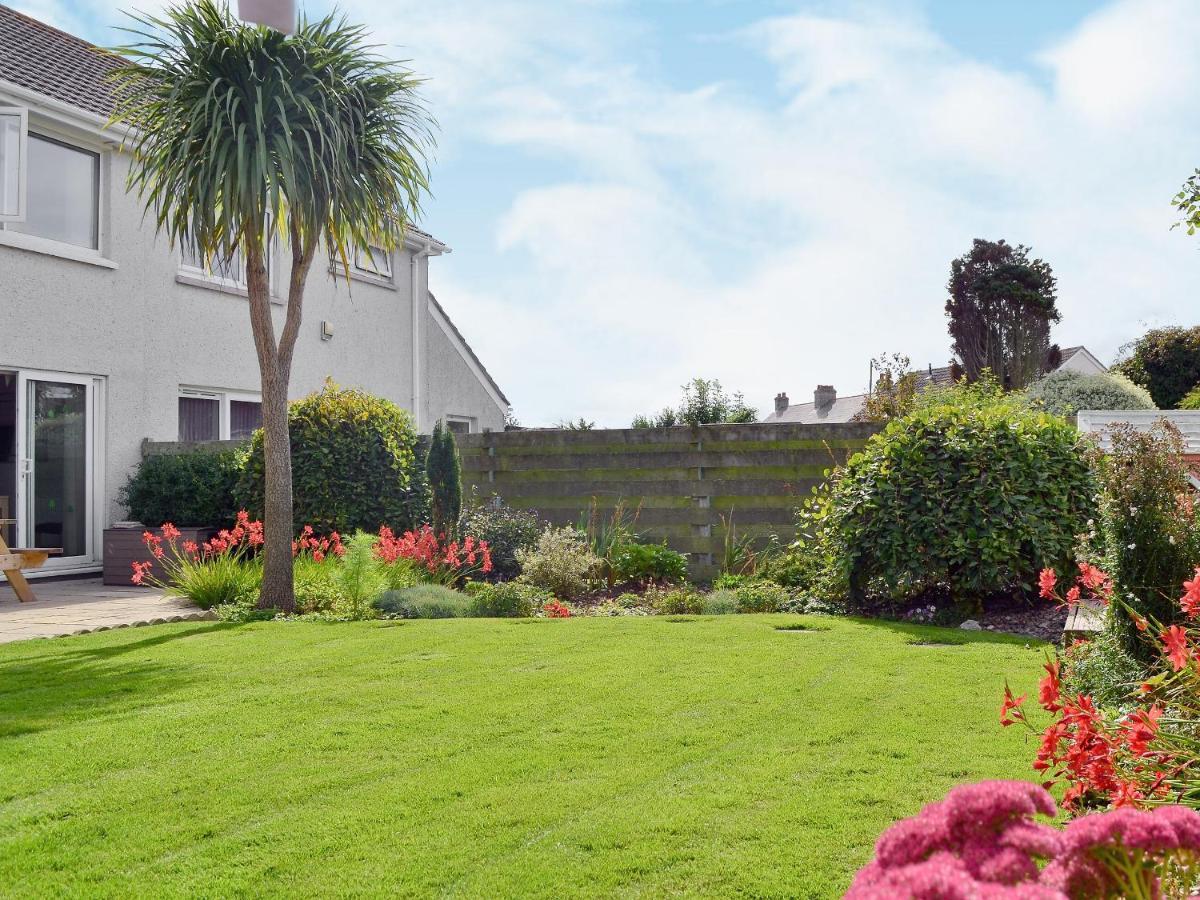 Sweet Briar Villa New Quay Exterior foto